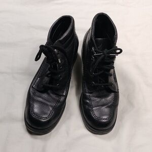 Sandler of Boston women's leather upper short boots size 7M